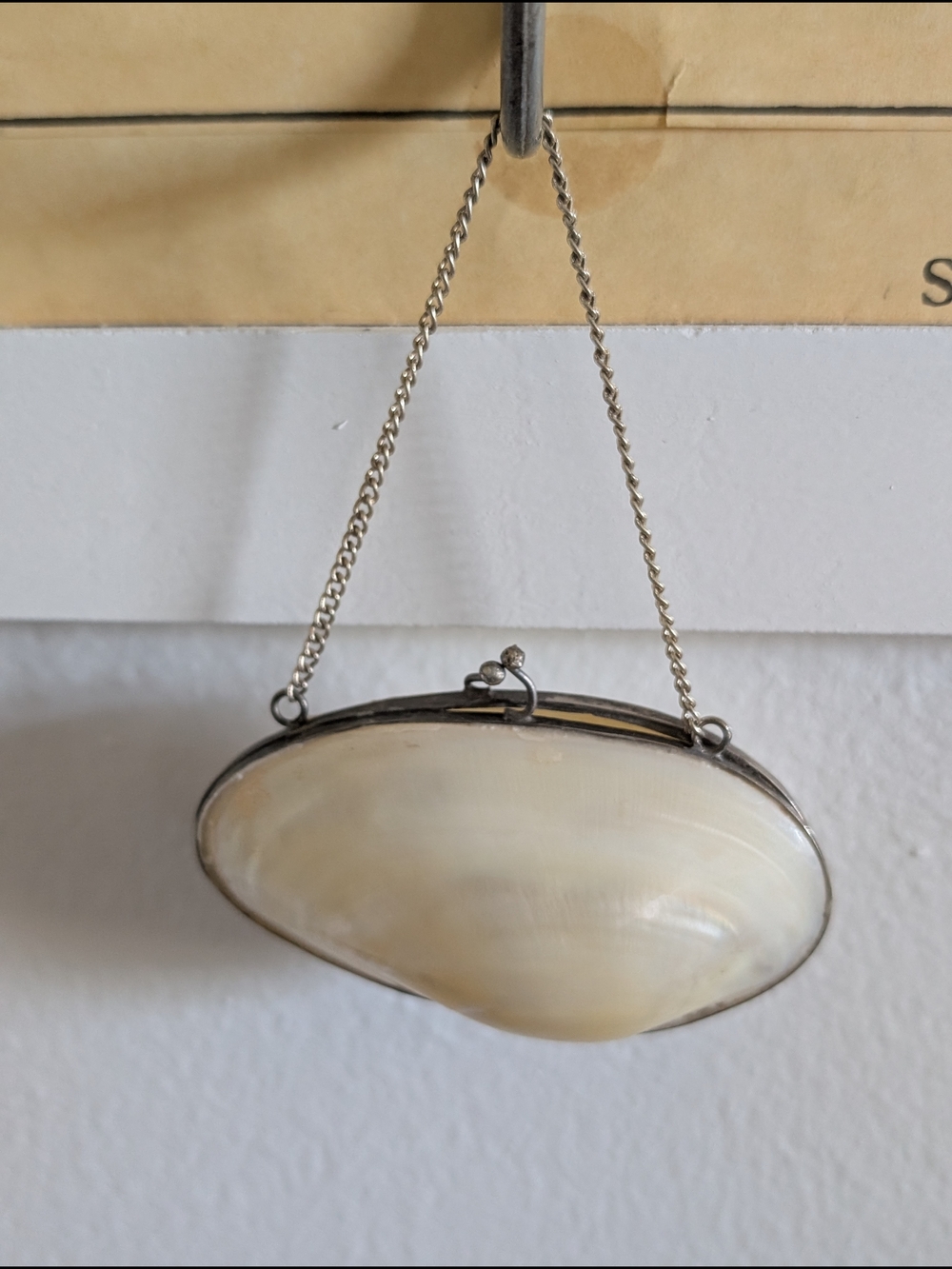 Minaudière with Silver Chain Vintage Novelty Item - Picture 4 of 5